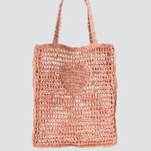 BTB Los Angeles Coral Heart Market Tote Bag‎